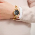 Gant Γυναικείο Ρολόι 28mm Μπαταρίας με Χρυσό Μεταλλικό Μπρασελέ - Image 2