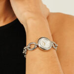 Boss Γυναικείο Ρολόι 28mm Χρονογράφος Μπαταρίας με Ασημί Μεταλλικό Μπρασελέ - Image 4