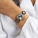 Guess Γυναικείο Ρολόι 22mm Χρονογράφος Μπαταρίας με Ασημί Μεταλλικό Μπρασελέ - Image 6