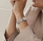 Rosefield Mini Boxy Γυναικείο Ρολόι 28mm Μπαταρίας με Ασημί Μεταλλικό Μπρασελέ - Image 2