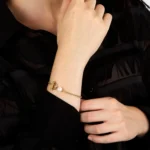 Βραχιόλι Karl Lagerfeld Pearl Χρυσό με Πέρλα  SKU  KLAYR13 - Image 3